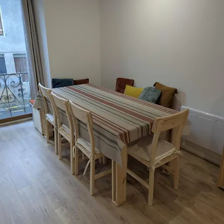 Boule De Neige - Spacieux Et Lumineux Au Coeur Du Vieux Luchon *