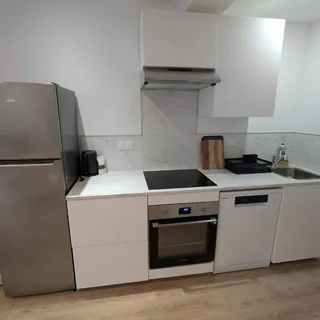 Διαμέρισμα Boule De Neige - Spacieux Et Lumineux Au Coeur Du Vieux Luchon