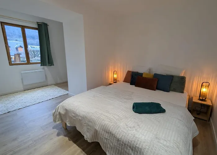 Apartamento Boule De Neige - Spacieux Et Lumineux Au Coeur Du Vieux Luchon *